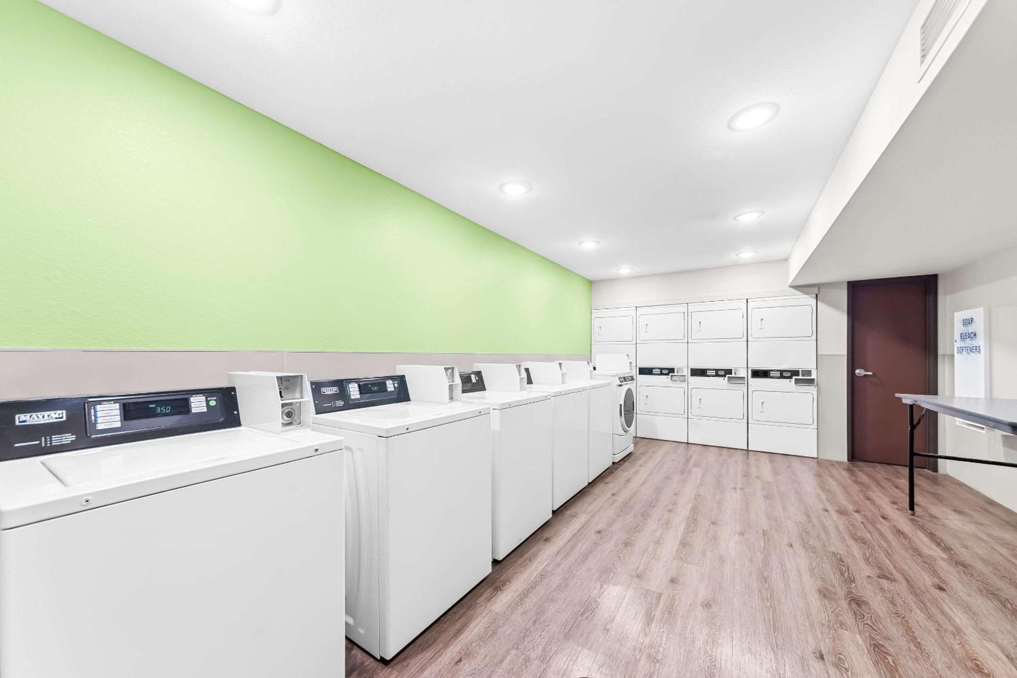 Woodspring Suites Hudson Port Richey Esterno foto
